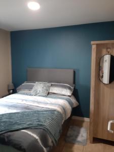 Letto o letti in una camera di Shore View