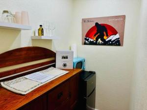Φωτογραφία από το άλμπουμ του Timberview Suite-Hot Tub-Forest Views-Sleeps 2 σε North Fork