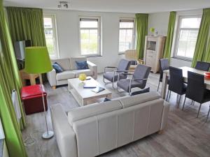 Χώρος καθιστικού στο House in Netherlands for 8 with Modern Comfort