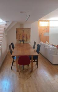 里斯本Quarto com wc privativa em Telheiras, Lisboa的相册照片