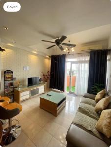 Χώρος καθιστικού στο Riverbank suites waterfront