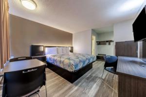 Postel nebo postele na pokoji v ubytování Motel 6 Portland OR Southeast