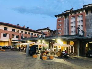 Το κτήριο όπου στεγάζεται  το διαμέρισμα