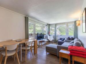 Gallery image of Charmant 3 pièces 6 pers, terrasse 40m², parking couvert - FR-1-404-353 in La Mongie +5 photos
