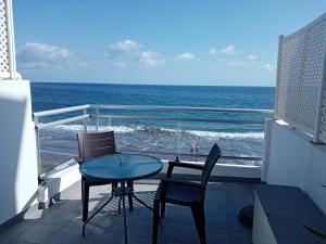 Γενική θέα στη θάλασσα ή θέα στη θάλασσα από  αυτό το διαμέρισμα