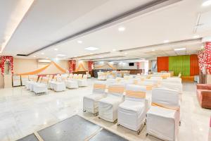 Posezení v ubytování Hotel Marks INN & Banquet