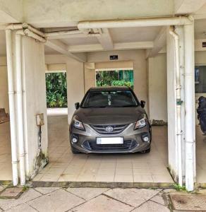 Foto dalla galleria di Pednekar's House, 1BHK with pool by SneekoStays a Nerul