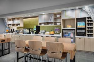 Kuchyň nebo kuchyňský kout v ubytování Home2 Suites By Hilton Laredo North
