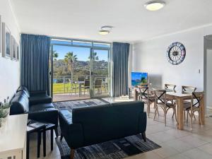Posezení v ubytování Unit 29 - Avoca Palms Resort