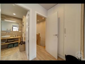 Ένα μπάνιο στο Sapinus en Bagergue +31 φωτογραφίες