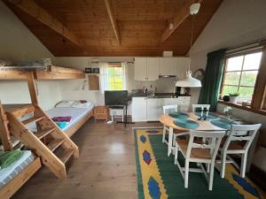 Köök või kööginurk majutusasutuses Ulvsby Ranch Western Camp