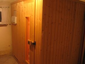 Fotografie z fotogalerie ubytování Apartment mit Sauna v destinaci Rott
