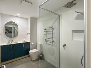 Unit 32 - Avoca Palms Resort的一间浴室