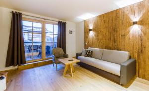 Część wypoczynkowa w obiekcie Bolodges Apartments by Alpin Rentals