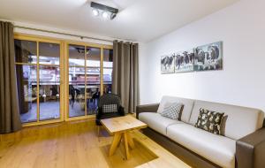 Część wypoczynkowa w obiekcie Bolodges Apartments by Alpin Rentals