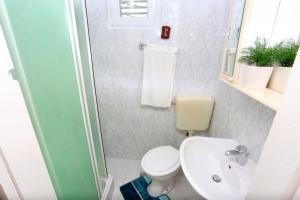 Ein Badezimmer in der Unterkunft Apartment Marija