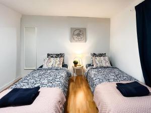 Ένα ή περισσότερα κρεβάτια σε δωμάτιο στο Madrid Rooms - Callao CH