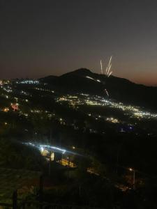 山景或在豪华帐篷看到的山景