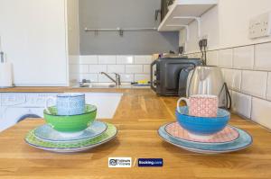 Kuvagallerian kuva majoituspaikasta Compact 1BR Studio, Fast Wi-Fi & Kitchenette, Great for Short Stays & Monthly Bookings, joka sijaitsee kohteessa Little Marlow