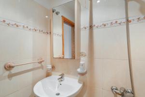 Ένα μπάνιο στο Exposito's Vacation Home +15 φωτογραφίες