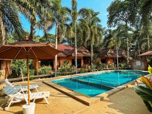 Bazén v ubytování Sunda Resort nebo v jeho okolí