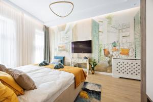 Óváros Boutique 8200 Veszprém, 2 Óváros tér 1. emelet 3. kép - 2