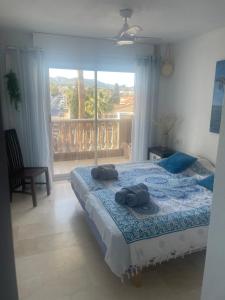 Posteľ alebo postele v izbe v ubytovaní Apartment RoSol Albir Playa