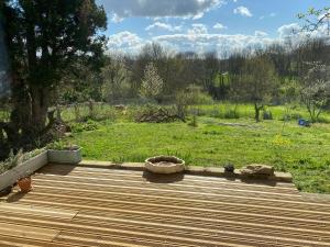 Zahrada ubytování Appartement dans un ecrin de verdure terrasse privee
