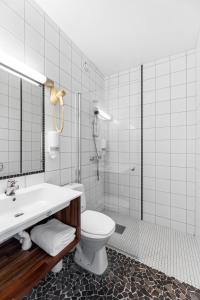 Koupelna v ubytování Lakselv Hotel