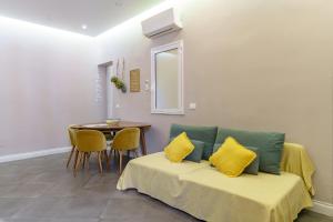 A seating area at Felt in love in Catania
