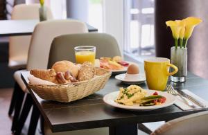 Mâncare la sau în apropiere de acest hotel