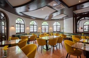 Un restaurant sau alt loc unde se poate mânca la Leonardo Hotel & Residenz Muenchen +72 fotografii