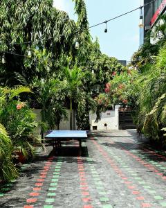 Garden sa labas ng Proof Hotel Lekki