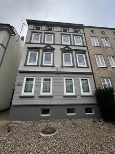 Το κτήριο όπου στεγάζεται  το διαμέρισμα