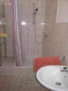 Kúpeľňa v ubytovaní House Andro
