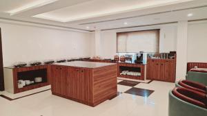 The Fern Residency, Bodhgaya的厨房或小厨房