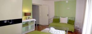 Postel nebo postele na pokoji v ubytování Apartments Jadra