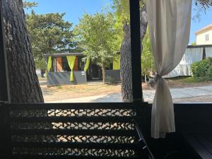 Afbeelding uit fotogalerij van MobilHomeCharly in Privlaka