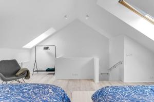 Postel nebo postele na pokoji v ubytování Luxury Nest 2B, 1B-Heart of downtown-Free parking