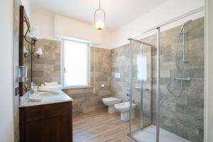 A bathroom at Tenuta dei Franceschi