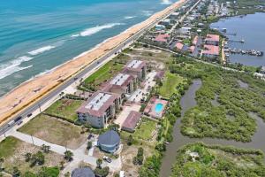 Gallery image of Oceanside Luxury Condo - Ocean View - Pool - Intracoastal Access in Flagler Beach