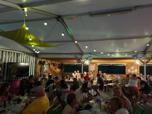 Hosté ubytování Camping "A l'Ombre des Tilleuls" + 122 fotografií