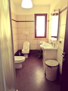 Kúpeľňa v ubytovaní B&B La Montagna Rosa + 37 fotografií
