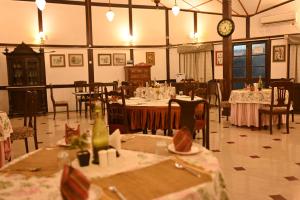 Restaurace v ubytování Banyan Grove