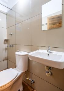 Koupelna v ubytování Yaad Residency