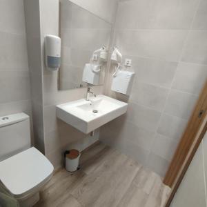 dpaso Urban Hostel的一间浴室
