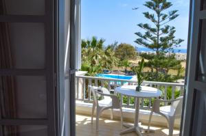 Balkoni atau teres di Castro Hotel