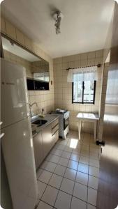 Kuchyň nebo kuchyňský kout v ubytování Ótima localização