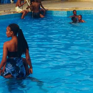 Επισκέπτες που μένουν στο Hôtel Gloria Muanda