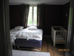 メレルードにあるAmazing Home In Mellerud With 4 Bedrooms And Wifiのギャラリーの写真